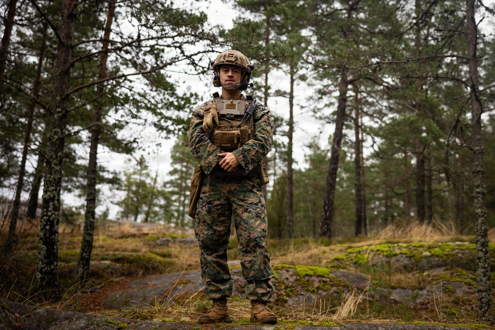 U.S. Marines sharpen communication skills through field environment testing