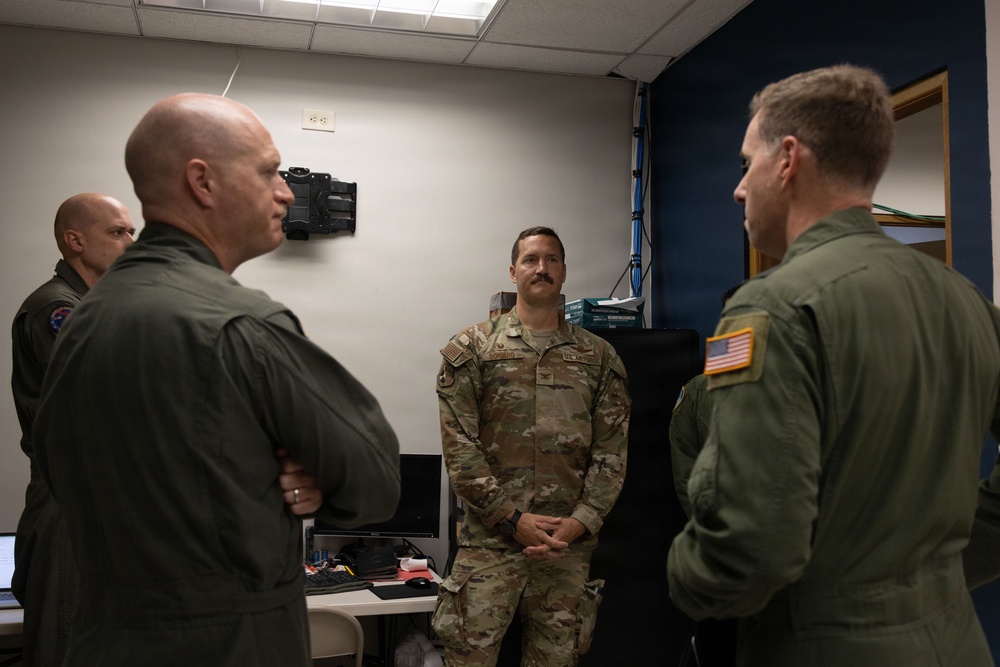 AFSOUTH Commander visits VMFA-225 in Puerto Rico