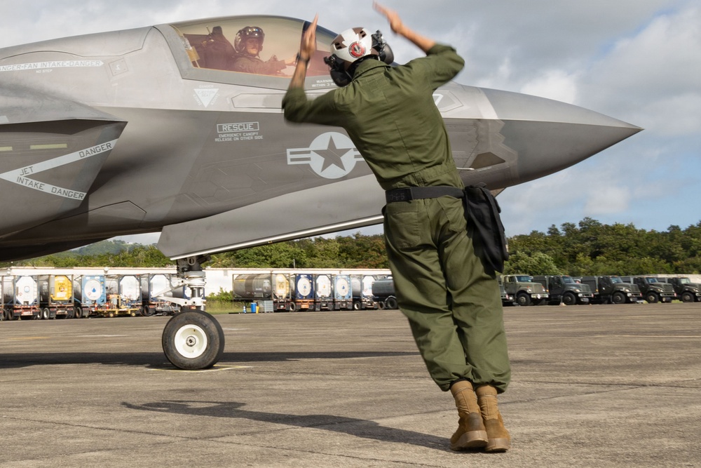 VMFA-225 conducts flight operations in Puerto Rico
