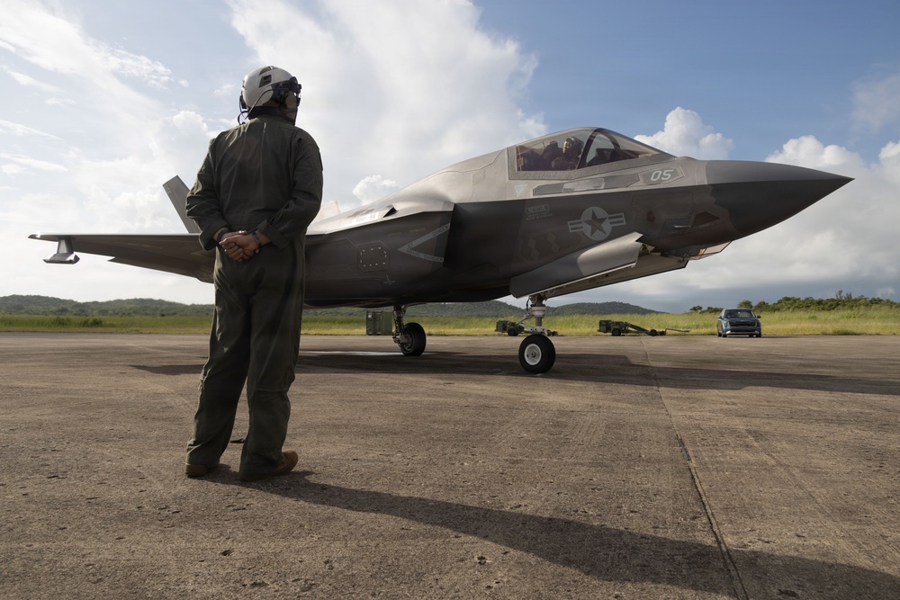 VMFA-225 conducts flight operations in Puerto Rico
