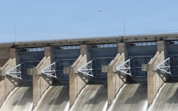 Tulsa District to close bridge over Kaw Dam; flood operations, recreation not affected