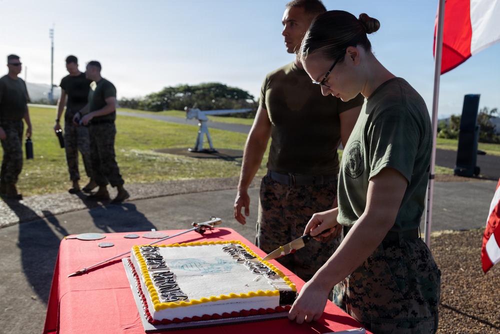 MARFORPAC conducts cake cutting ceremony