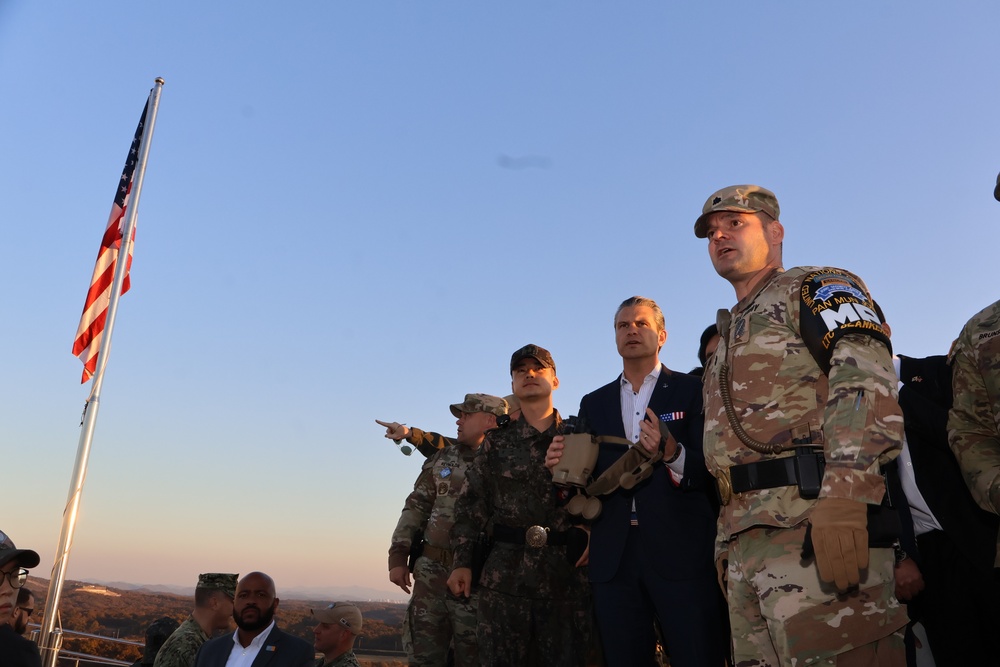 SECWAR Visits Korean DMZ, Underscores Peace Through Strength