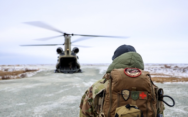 AKARNG Chinook aviators transport AKOM members and supplies during Operation Halong Response