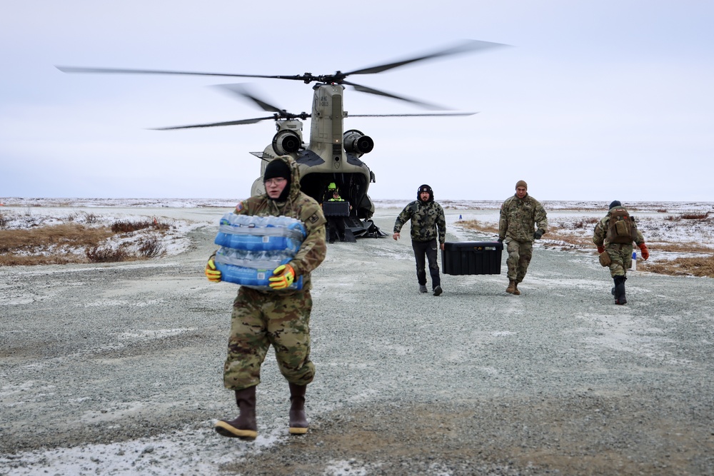 AKARNG Chinook aviators transport AKOM members and supplies during Operation Halong Response