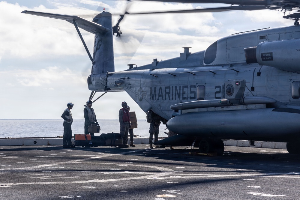 USS San Antonio (LPD 17) provides humanitarian relief to Jamaica