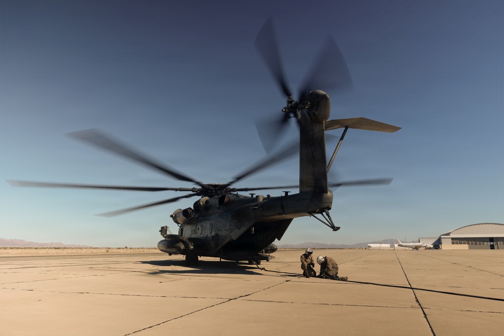 11th MEU Marines complete Air-Delivered Ground Refuel