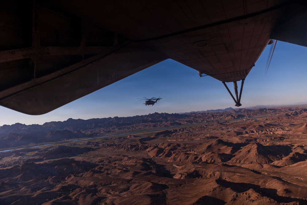 11th MEU Marines complete Air Delivered Ground Refuel during RUT