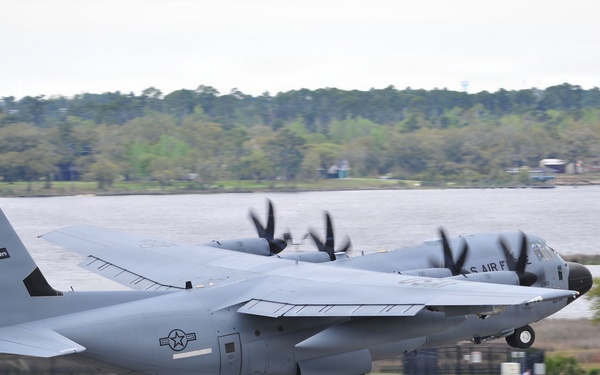 Hurricane Hunter Association takes applications for Swan 38 Scholarship