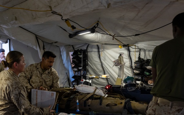 11th MEU Sailors aid a simulated casualty during RUT
