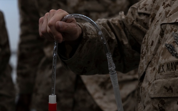 11th MEU Sailors demonstrate medical procedures during RUT