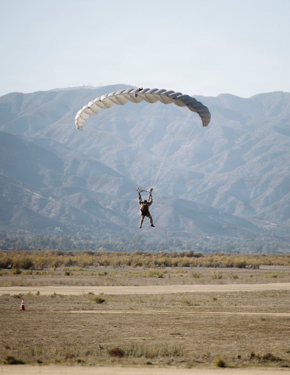 11th MEU Maritime Raid Force Conducts Military Free Fall