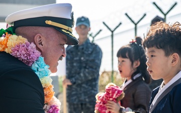 USS George Washington Strike Group Departs from Busan