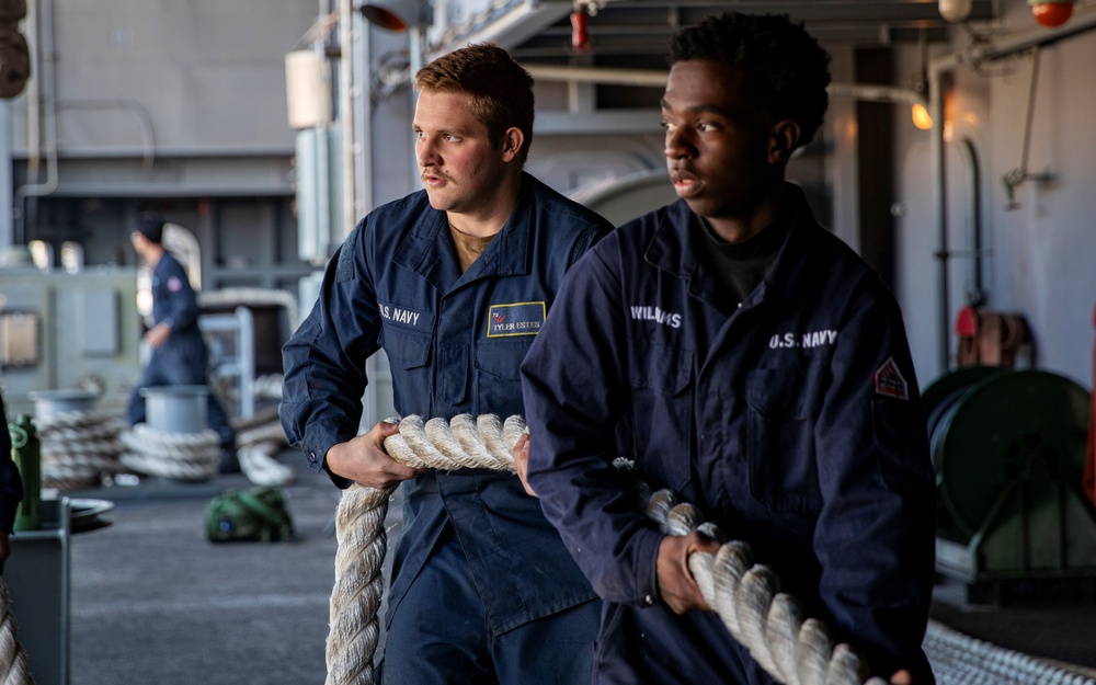 USS George Washington Strike Group Arrives in Busan