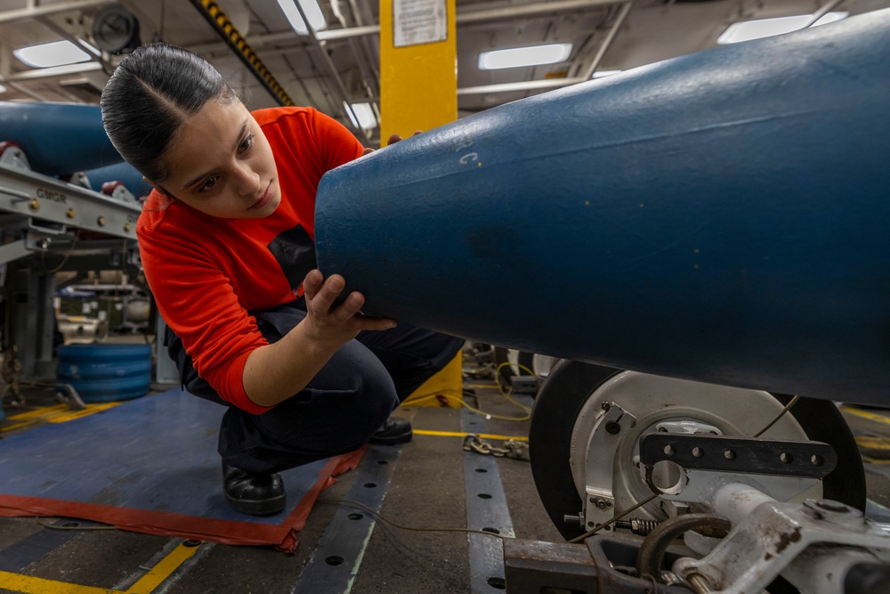 Daily Operations Aboard USS George H.W. Bush (CVN 77)