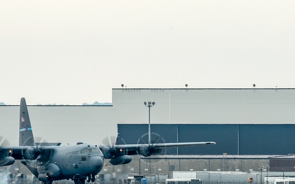 Man o' War returns home to the Kentucky Air National Guard
