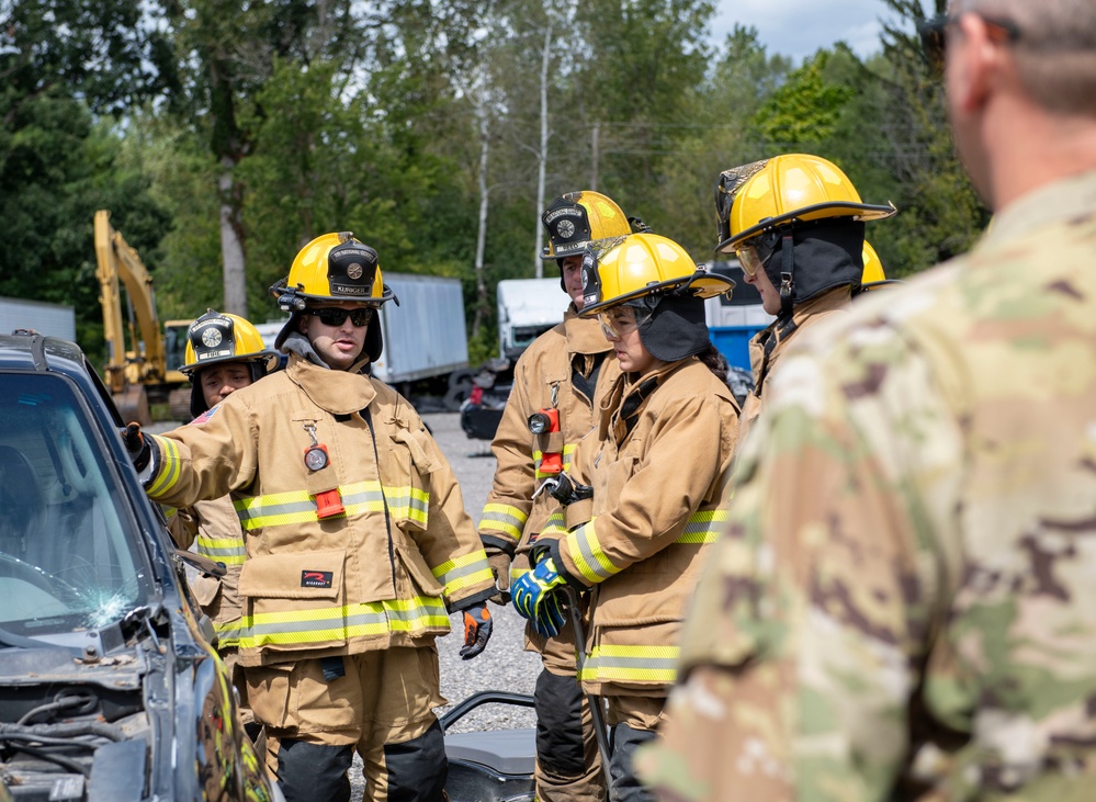 180FW Fire Protection Conduct Vehicle Extraction