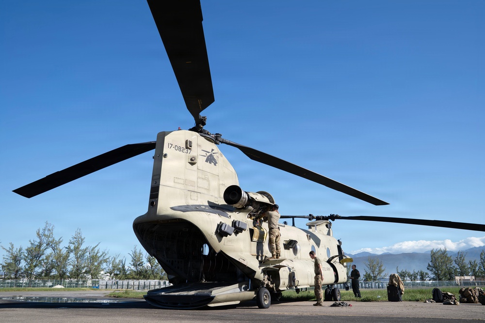 Joint Task Force-Bravo 1-228 Aviation Regiment transport Food and Water to Little London, Jamaica