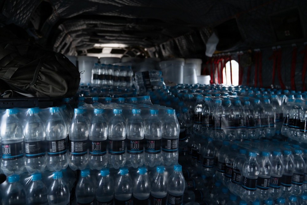 Joint Task Force-Bravo 1-228 Aviation Regiment transport Food and Water to Little London, Jamaica
