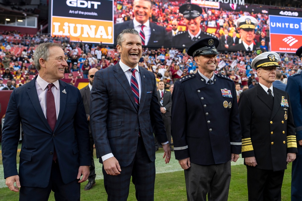 POTUS, SW Attend Washington Commanders Salute to Service Game