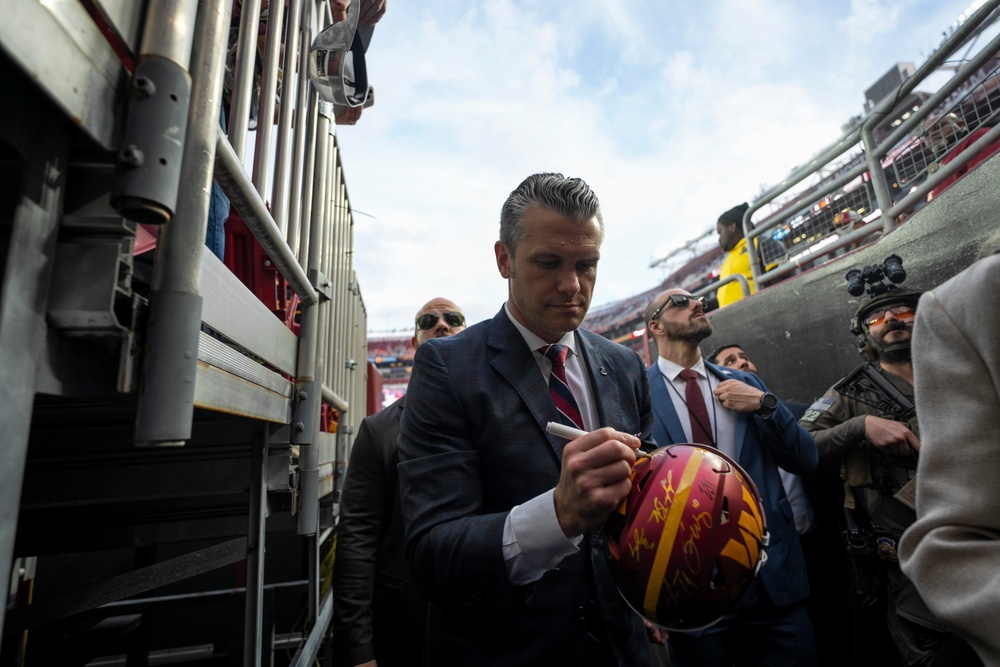 POTUS, SW Attend Washington Commanders Salute to Service Game