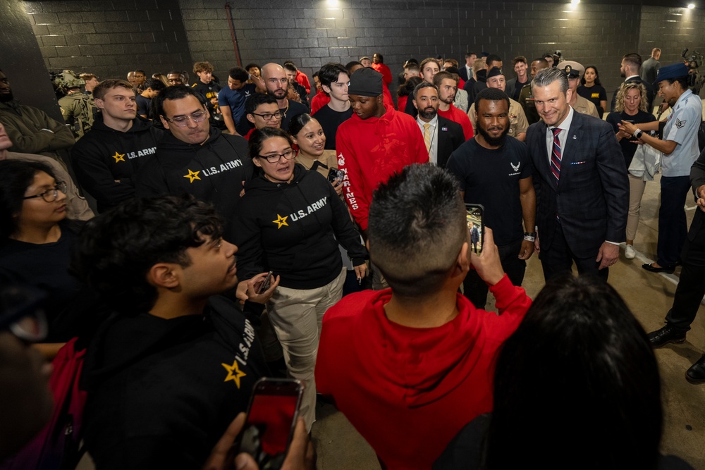 POTUS, SW Attend Washington Commanders Salute to Service Game