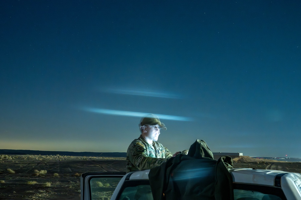 332nd ESFS Electronic Warfare division conducts night flights