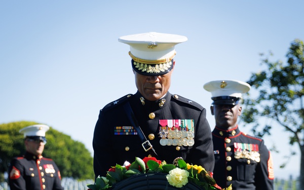 MCRD San Diego Conducts Wreath-Laying Ceremony at 9th SMMC Gravesite
