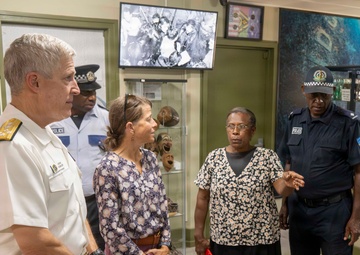Adm. Steve Koehler, commander, U.S. Pacific Fleet, visits Vanuatu