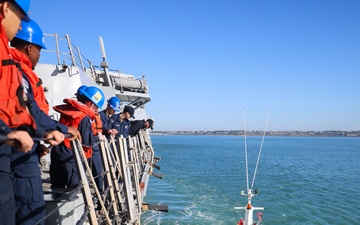 Underway with the USS Paul Ignatius (DDG 117)