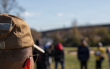 Airmen helps out local golf course with Special Olympics Program