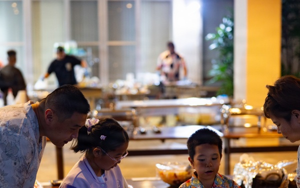 7th Communication Battalion Marines join Okinawa community for annual Moon Festival