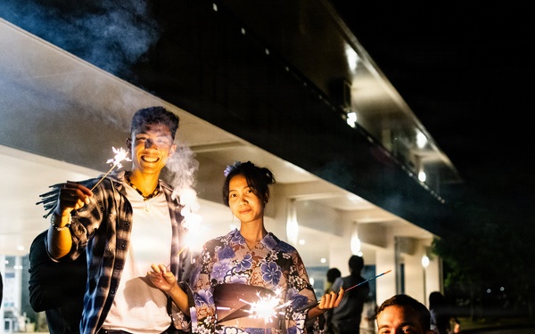 7th Communication Battalion Marines join Okinawa community for annual Moon Festival