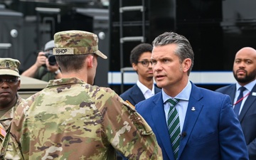 SECWAR visits U.S. Park Police, JTF - DC