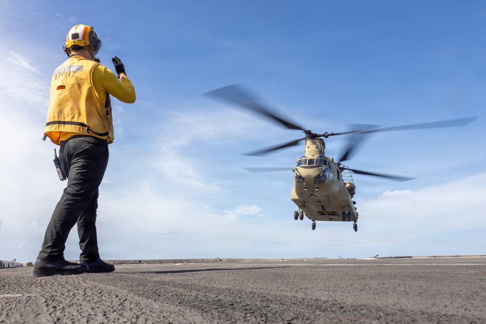 22nd MEU(SOC) | CH-47 Refueling Aboard the USS San Antonio