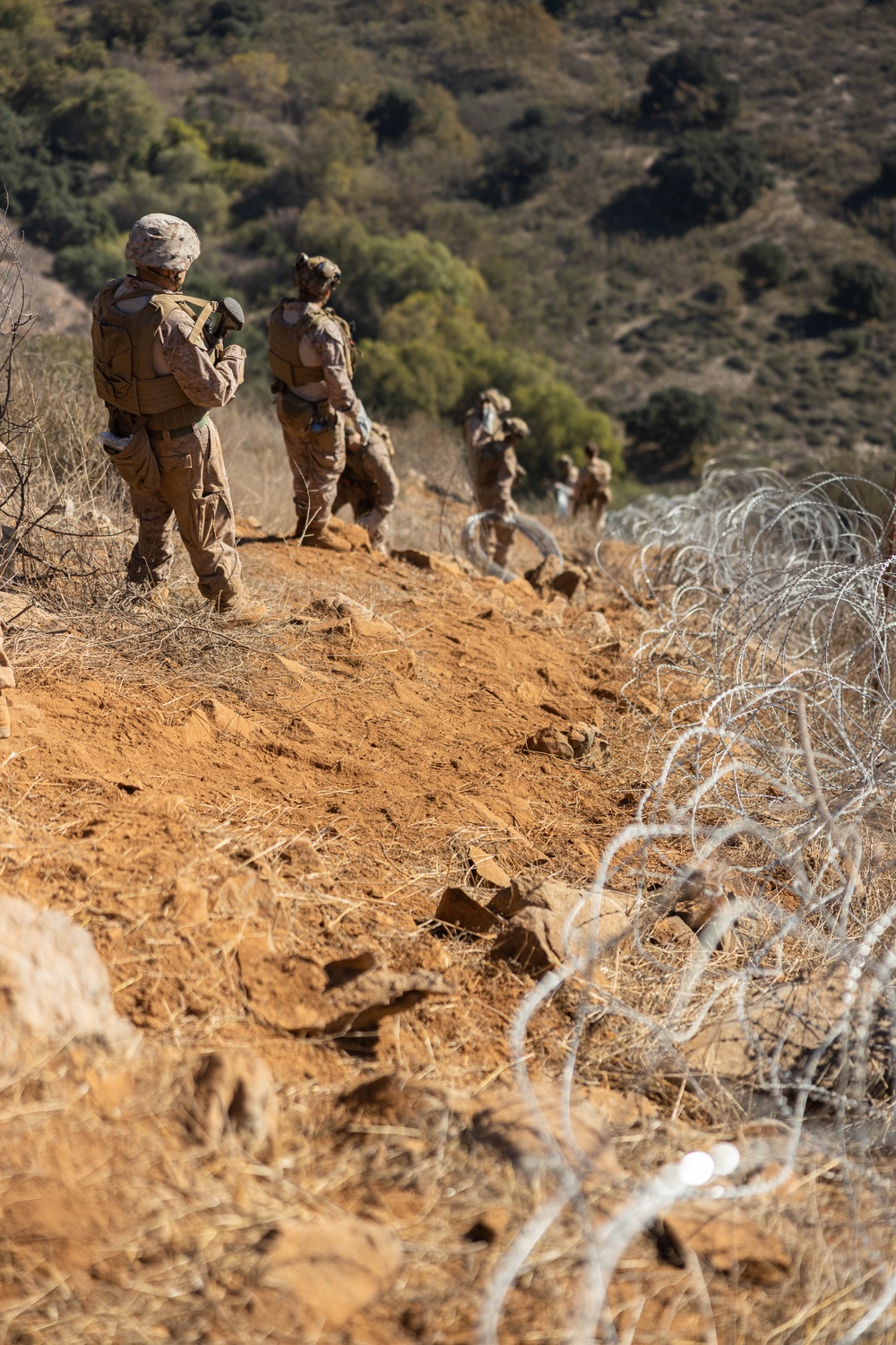 Marines reinforce barrier in mountainous region