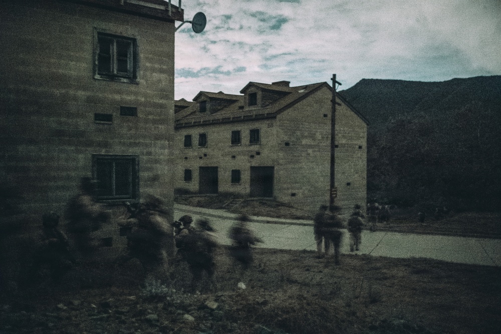 11th MEU Maritime Raid Force Conducts Ground Interoperability Training