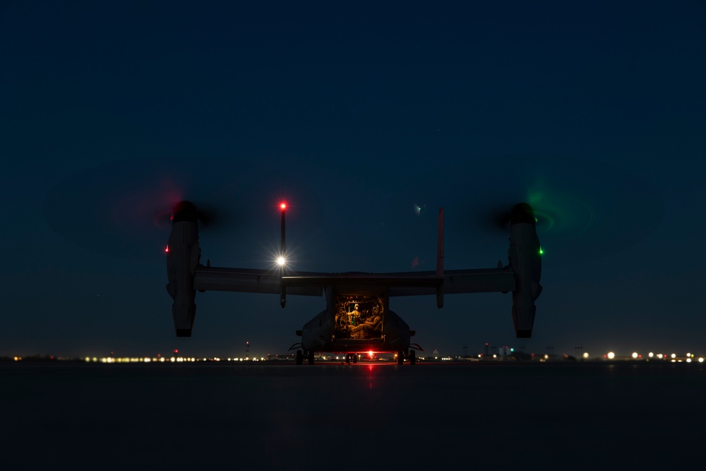 11th MEU Marines and Sailors conduct nighttime raid during RUT