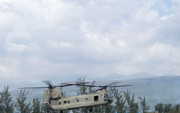 Joint Task Force-Bravo Load Shelter Supplies into CH-47 Chinook