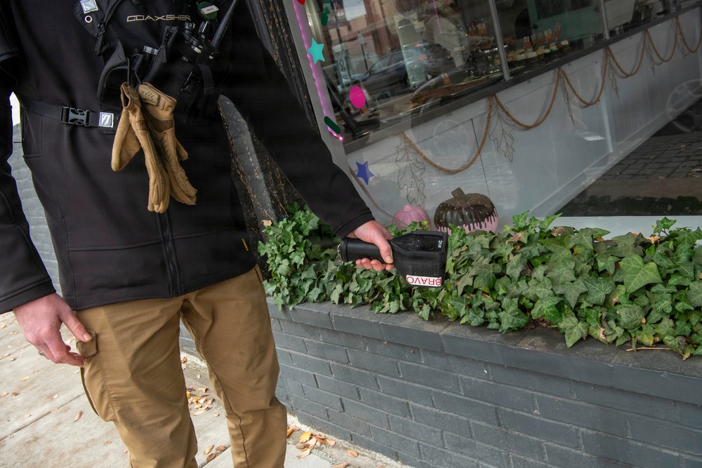 Oregon National Guard’s 102nd CST provides support for the Linn County Veterans Day Parade