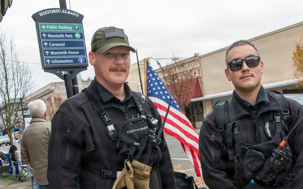 Oregon National Guard’s 102nd CST provides support for the Linn County Veterans Day Parade