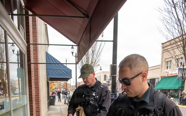 Oregon National Guard’s 102nd CST provides support for the Linn County Veterans Day Parade