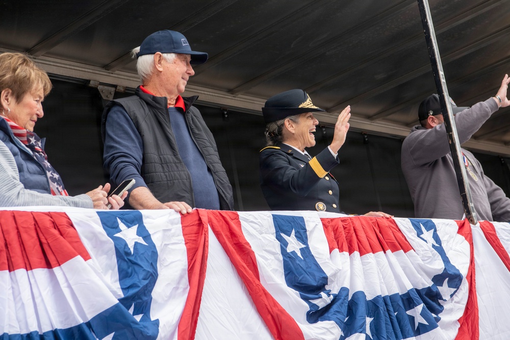 Oregon National Guard’s 102nd CST provides support for the Linn County Veterans Day Parade