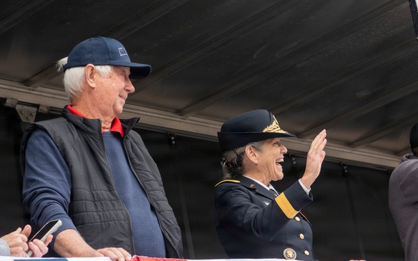 Oregon National Guard’s 102nd CST provides support for the Linn County Veterans Day Parade