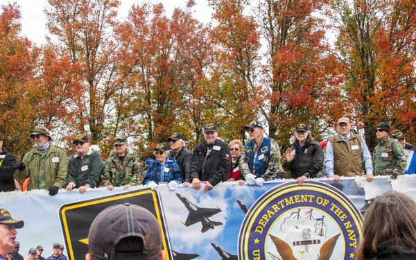 Oregon National Guard’s 102nd CST provides support for the Linn County Veterans Day Parade