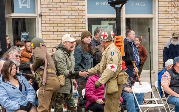 Oregon National Guard’s 102nd CST provides support for the Linn County Veterans Day Parade
