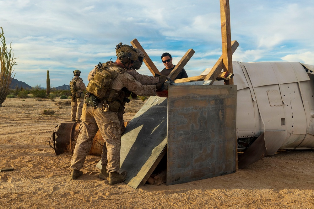 11th MEU Marines conduct TRAP mission during RUT