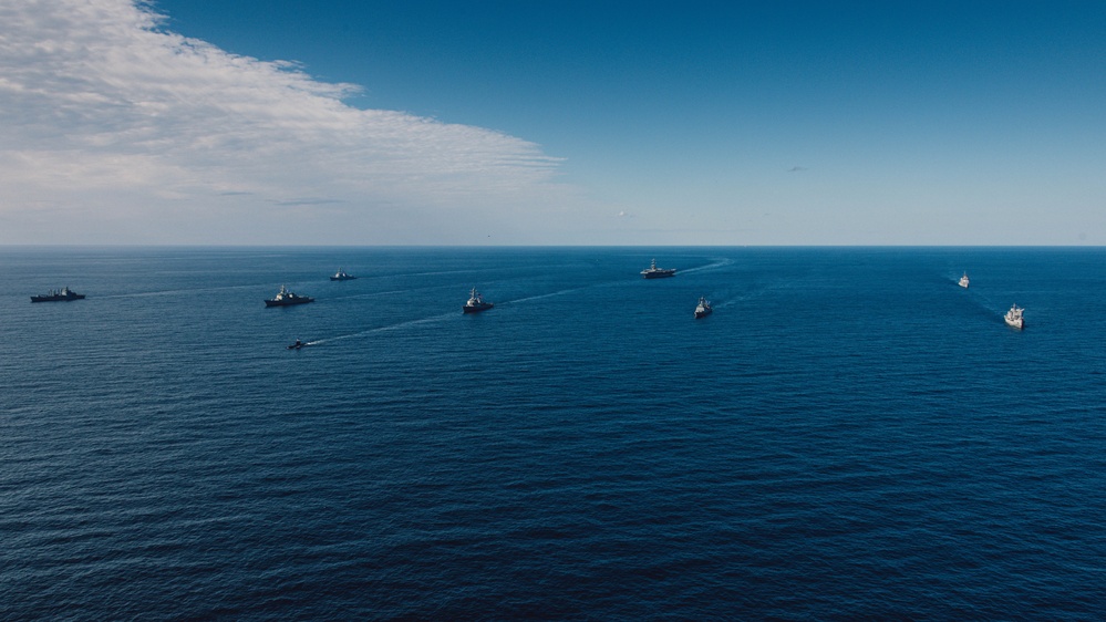 George Washington Carrier Strike Group Conducts Carrier Strike Group Exercise with ROK Navy