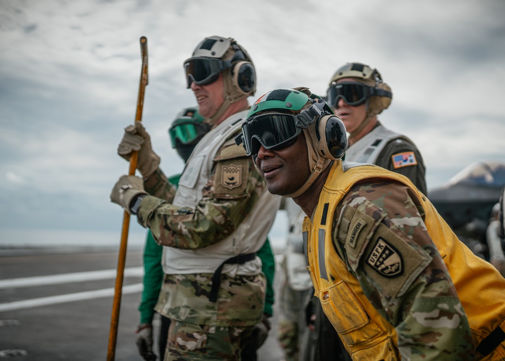 George Washington Carrier Strike Group Conducts Carrier Strike Group Exercise with ROK Navy/George Washington Hosts U.S. Forces Korea