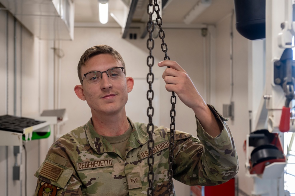 Maintenance Airmen sustain mission capability at Incirlik AB